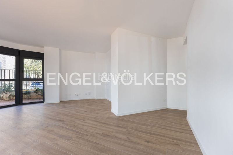 Foto 6bf1f044-6273-4305-918b-c31fd0ece1f5. Apartament amb calefacció aparcament piscina a Barrio Benicalap Valencia