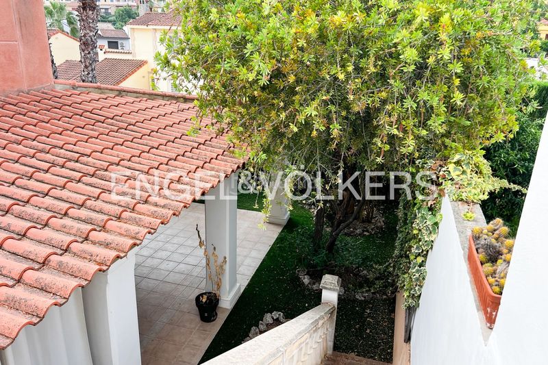 Foto 45f8aa69-f65e-4f51-b322-0e4af1e075b9. Miete haus mit heizung parking pool in Riba - roja de Túria