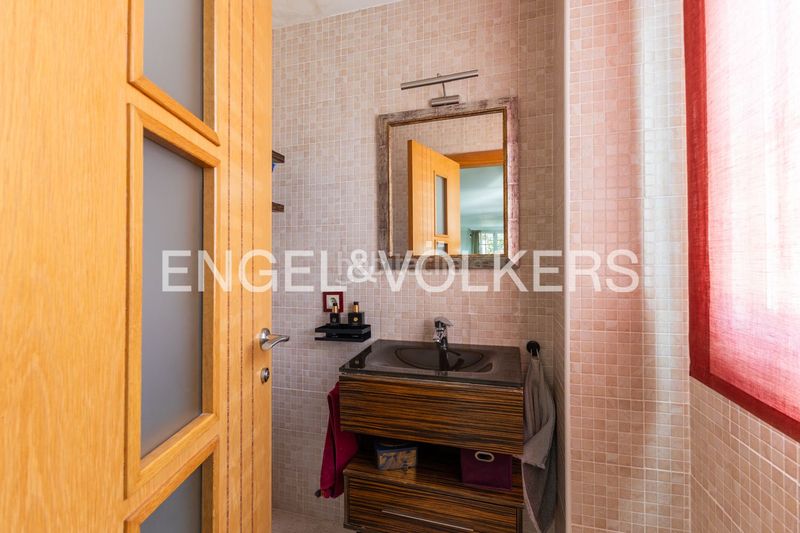 Foto f30a0c2a-4c9e-4d6b-b5ad-be93c04747ab. Miete haus mit heizung parking pool in Riba - roja de Túria