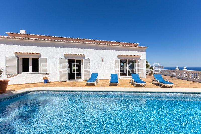 Foto 7fa28948-7981-4b79-b0e5-91e3a0f68ce9. Casa amb calefacció aparcament piscina a Portichol-Balcón al Mar Xàbia
