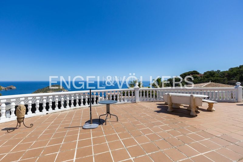 Foto b2df66a4-9f98-4699-a79a-93e6f5bf15c5. Casa amb calefacció aparcament piscina a Portichol-Balcón al Mar Xàbia