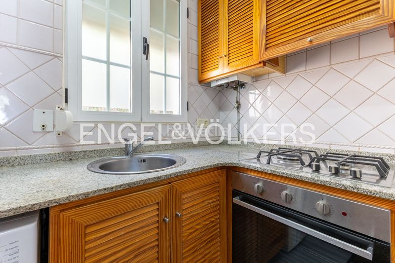 Foto e58f8e98-05f4-4151-ba0b-905ca684c2a5. Pis amb calefacció a Puerto Xàbia