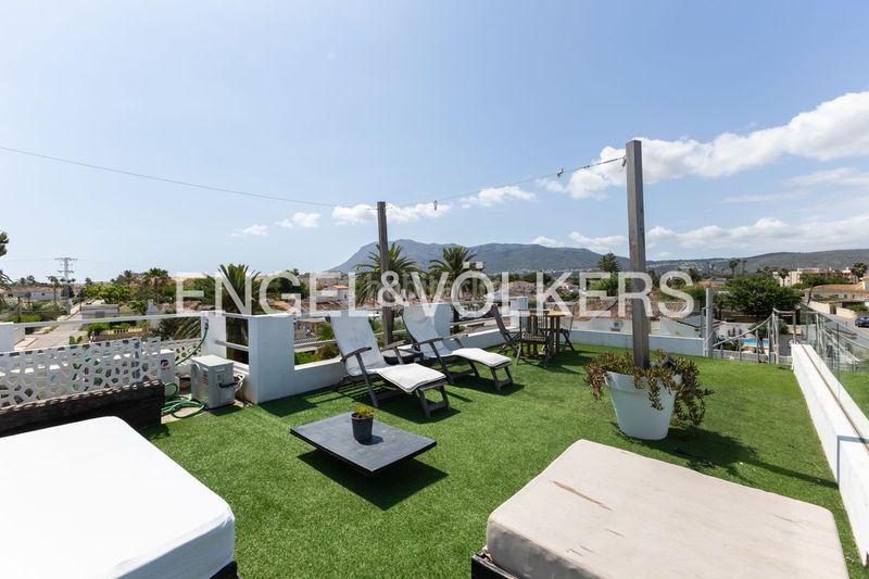 Foto d5607fdf-d57c-4ba4-8de0-b126b2ab382c. Casa amb calefacció aparcament piscina a Les Bassetes - El Marjal Dénia