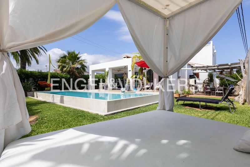 Foto d8aaf3a1-bb48-4f28-969a-1b7f69e624c2. Casa amb calefacció aparcament piscina a Les Bassetes - El Marjal Dénia
