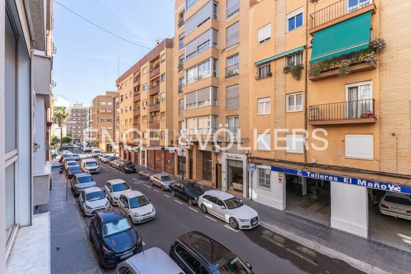 Foto 33450547-15fb-4658-94e8-4f6c78642484. Pis amb calefacció a Barrio de Benimaclet Valencia