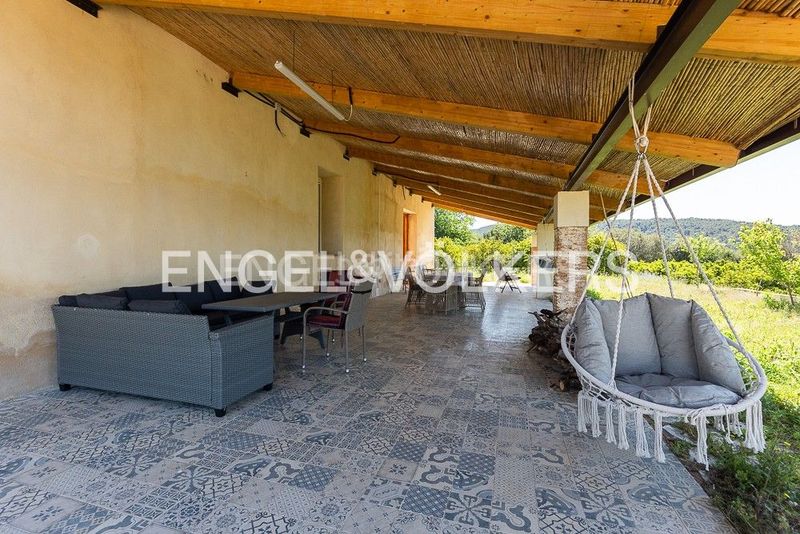 Foto b788525e-8332-49ea-89bd-5d5f1b21b694. Casa amb calefacció aparcament piscina a Alquenència - Venècia Alzira