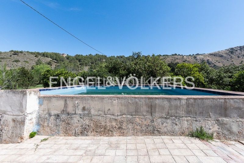 Foto bef71ce1-fae5-4fbe-996d-d6312bd40f18. Casa amb calefacció aparcament piscina a Alquenència - Venècia Alzira