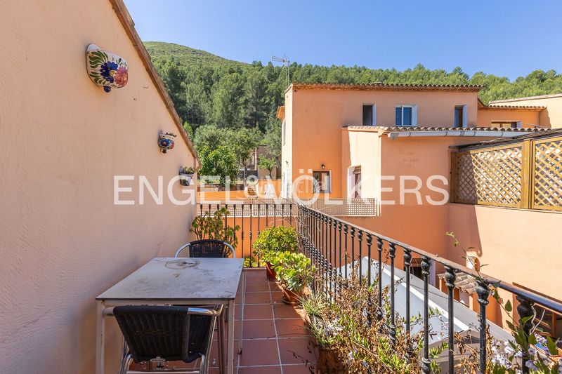 Foto 489cfee1-7693-4d7b-9efe-a878163d1ed2. Casa amb calefacció aparcament piscina a Xaló