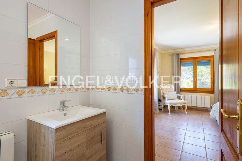 Foto a7c88509-e68b-4f4f-bf2e-d86e698aecde. Casa amb calefacció aparcament piscina a Xaló