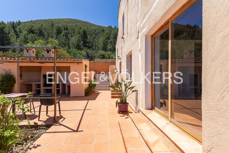 Foto c5460e20-0d35-4538-8b66-00058eb64434. Casa amb calefacció aparcament piscina a Xaló