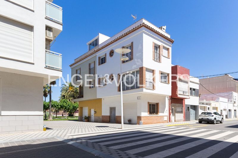 Foto ba70a5ad-6838-4881-8f65-de7a60614a4e. Casa amb calefacció a Torreblanca