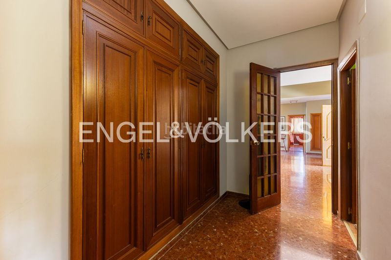 Foto 0f39e7d8-9879-4ad9-82ea-1ba757132261. Casa amb calefacció aparcament a El Bosque Chiva