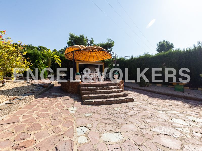 Foto ca5ae414-98b8-4d2c-bd93-bb47b015c44d. Lloguer casa adossada amb calefacció piscina a Monserrat