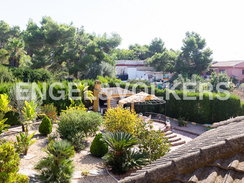 Foto a086e2be-d577-466d-86c5-f3f2fe2e9e9f. Location maison jumelée avec chauffage piscine dans Monserrat