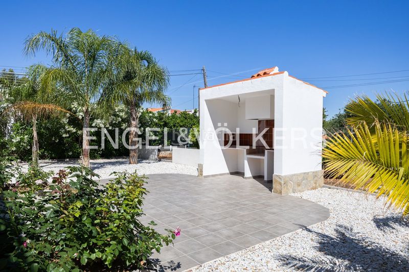 Foto 8977696b-230a-489c-a14e-530007a21391. Casa amb calefacció aparcament piscina a El Montgó Dénia