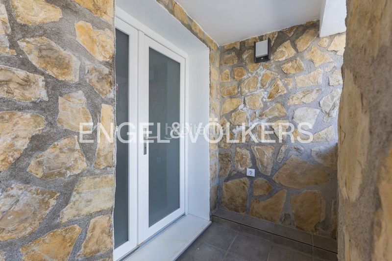 Foto a5709cea-5fb9-4231-aa98-1c8dd9df547a. Casa amb calefacció aparcament piscina a El Montgó Dénia