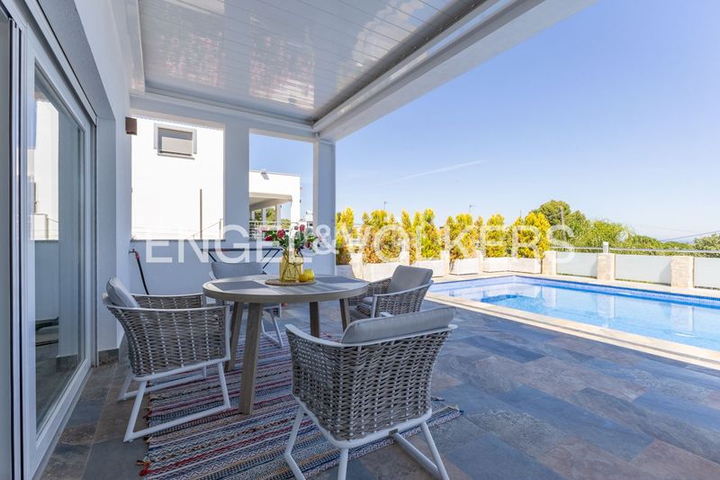 Foto ad7649d0-8bf4-41e3-8c24-2876f395e06f. Casa amb calefacció aparcament piscina a El Montgó Dénia