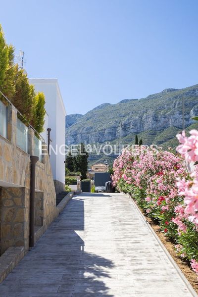 Foto e9bdc532-c2f3-49b3-b069-65aed455279c. Casa amb calefacció aparcament piscina a El Montgó Dénia