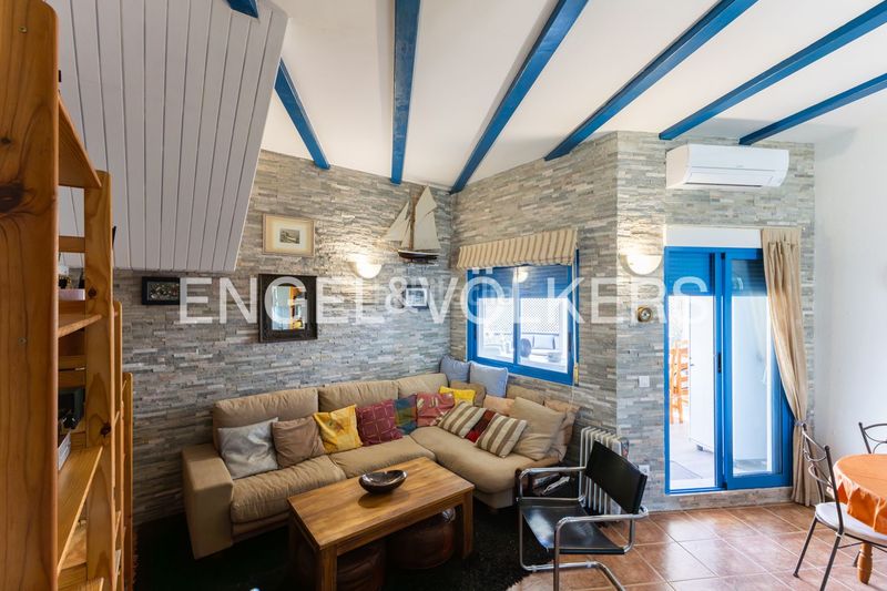 Foto b3cbea70-496e-4a1c-bb95-eda684747029. Casa adossada amb calefacció aparcament piscina a Peñíscola