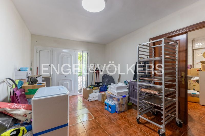 Foto a753dde6-8481-4e6a-b282-1f36d3bf08c1. Casa amb calefacció aparcament piscina a El Vedat - Santa Apolonia Torrent