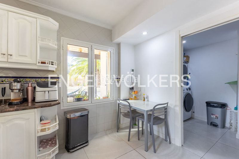 Foto b0e45f1f-8388-4540-b195-98c7252e1096. Casa amb calefacció aparcament piscina a El Vedat - Santa Apolonia Torrent