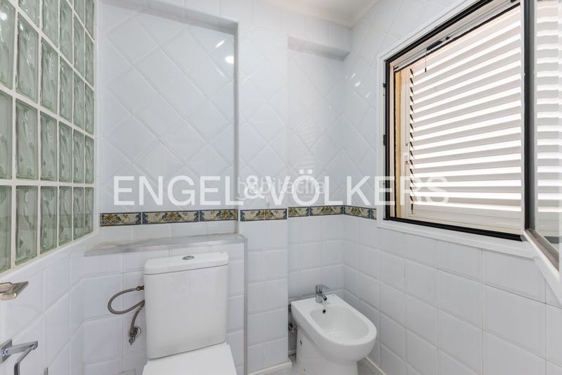 Foto b79241ef-f50d-4717-89c6-e188c6aeae74. Casa amb calefacció aparcament piscina a El Vedat - Santa Apolonia Torrent