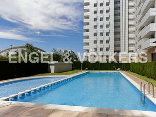 Rent Flat in Penya-Roja - Avda. Francia. Residencial 3 habitaciones con piscina y parking