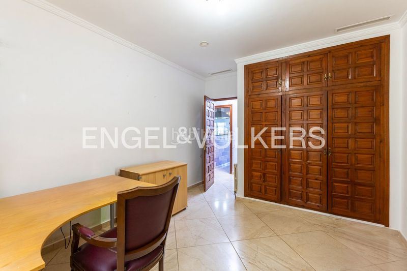 Foto 520a3860-8a6a-4437-980f-91a6e29148f7. Casa amb calefacció aparcament piscina a El Montgó Dénia
