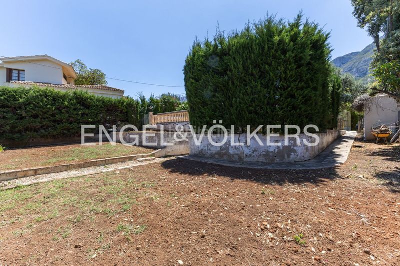 Foto 635e33d7-f796-4221-bf75-09d2453765ee. Casa amb calefacció aparcament piscina a El Montgó Dénia