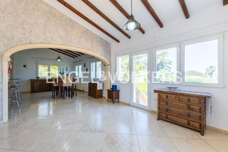 Foto a1b175a2-b75a-47c0-ba1d-4d1ac877e334. Casa amb calefacció aparcament piscina a El Montgó Dénia