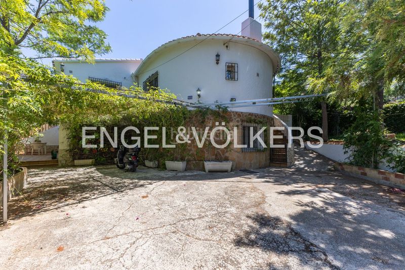 Foto e5dee774-9fe4-45cc-bceb-936f82a28bc0. Casa amb calefacció aparcament piscina a El Montgó Dénia
