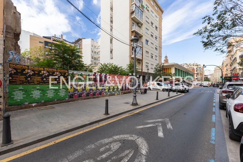 Foto 5f9b9cea-6e5a-4b29-b6e2-33f5086ee29f. Casa amb calefacció a Russafa Valencia