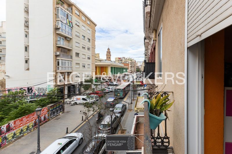 Foto 6bfa794a-7b3f-4d8e-b84d-f4a6b1f6d367. Casa amb calefacció a Russafa Valencia
