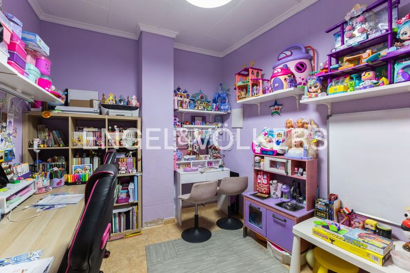 Foto 87668970-3263-48d0-8edc-ec89bafb5e4d. Casa amb calefacció a Russafa Valencia