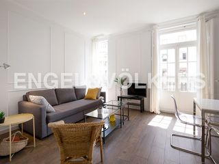 Miete Etagenwohnung  C/ de sant vicent màrtir. Increíble vivienda en el centro de valencia