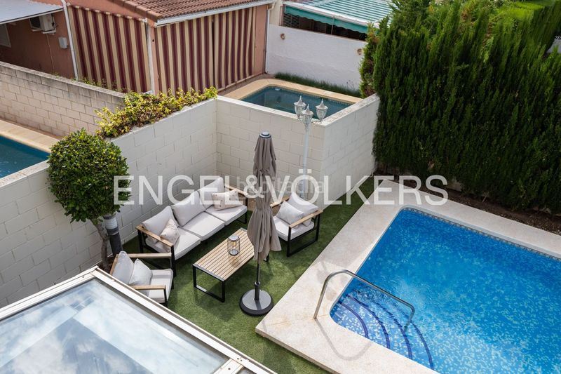 Foto 3054d942-c77e-4ff1-8072-97c4123b4b1b. Lloguer casa amb calefacció piscina a Daimús