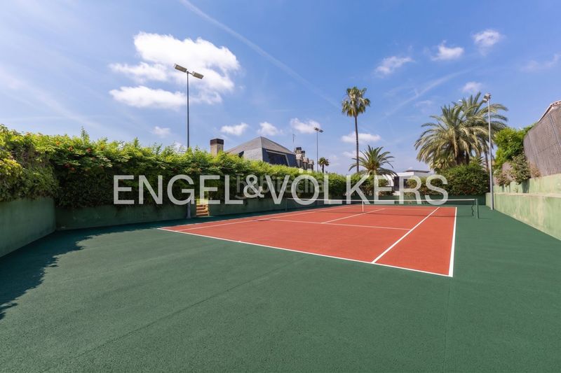 Foto 0b262ba2-34d3-4fad-9092-fde49f91a6cb. Casa amb calefacció aparcament piscina a Casas Verdes Paterna