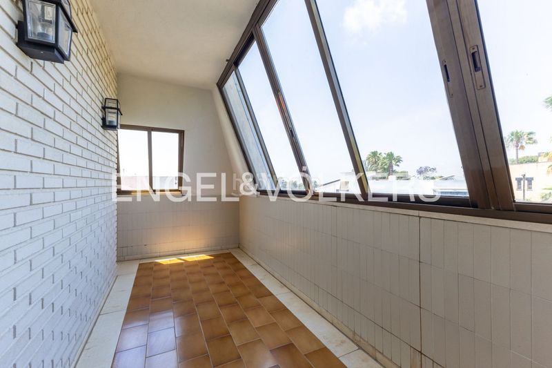 Foto 6cbc2a2b-7e52-4893-aa22-0710326629ca. Casa amb calefacció aparcament piscina a Casas Verdes Paterna