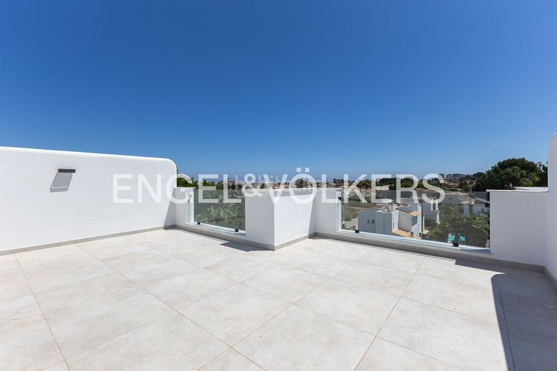 Foto 0787b88f-b656-4361-b697-56476c47ad8f. Pis amb calefacció piscina a El Montgó Dénia