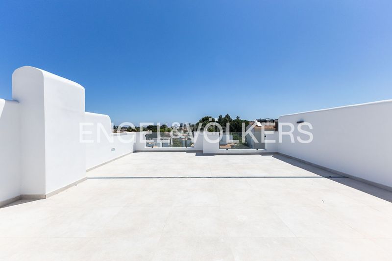 Foto d1e75bc4-ba43-4924-a594-fa037bed3114. Pis amb calefacció piscina a El Montgó Dénia