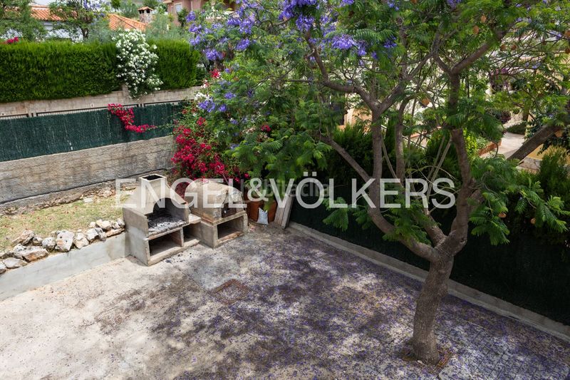 Foto b6623d48-cbb5-43cf-8b09-8f6f254371f2. Casa amb calefacció aparcament piscina a Turís