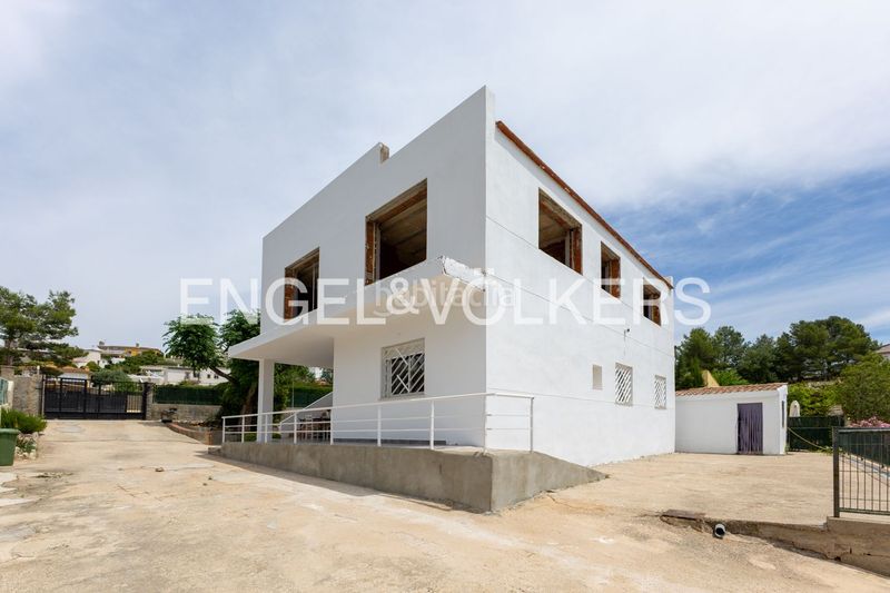 Foto d5615e3a-650f-4eee-a9fd-2f6e8fca573b. Casa amb calefacció aparcament piscina a Turís