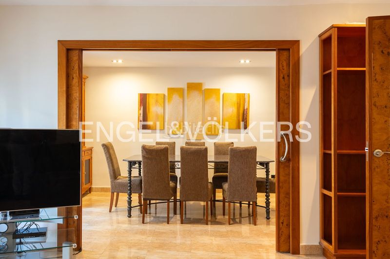 Foto a1e5a0b8-1c6a-4759-8fca-8d94934a33dc. Location duplex avec chauffage dans Sant Francesc Valencia
