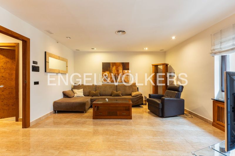 Foto f3b3fe54-5456-439c-ad93-6780b927da1a. Location duplex avec chauffage dans Sant Francesc Valencia