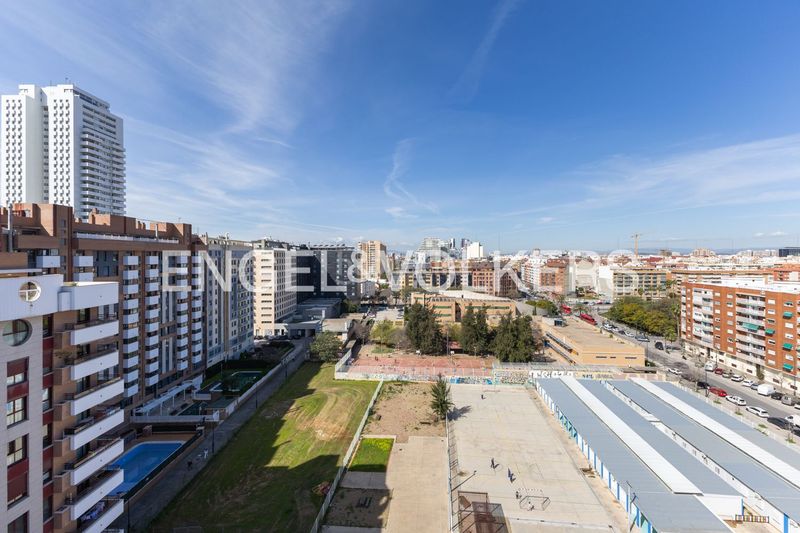 Foto 63a56f46-0085-4208-aa43-46616f6beecf. Pis amb calefacció a Penya-Roja - Avda. Francia Valencia