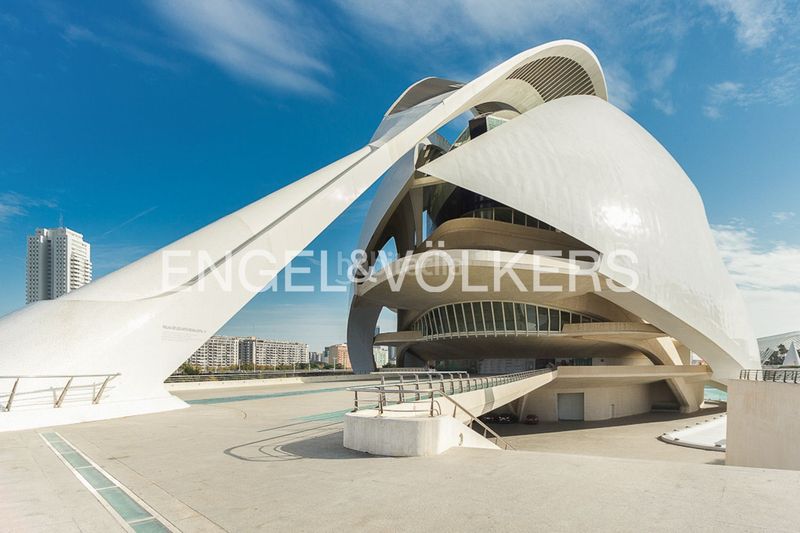 Foto b0a73c4e-7619-4d4d-8d42-265bbd94a6cf. Pis amb calefacció a Penya-Roja - Avda. Francia Valencia