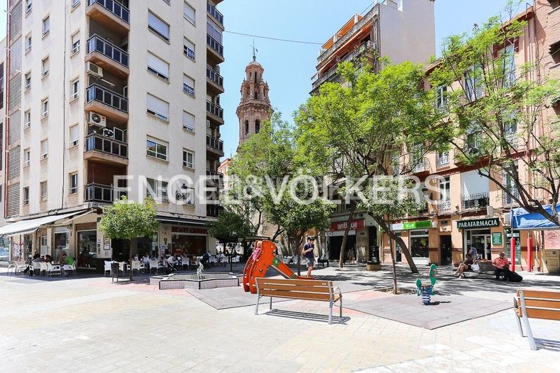 Foto 62c7c1bf-b0c1-467e-a1ca-61a29940587a. Pis amb calefacció a Russafa Valencia