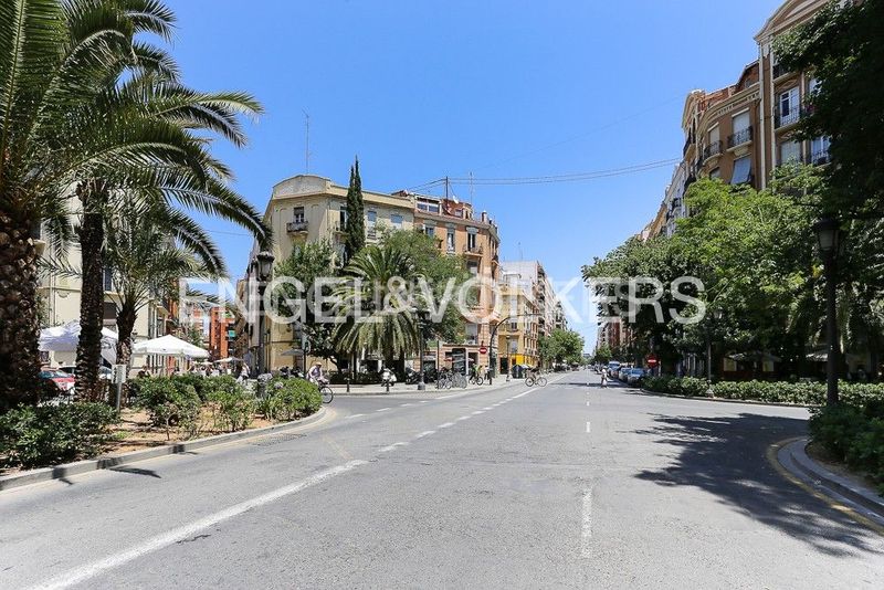Foto d3ea86f4-209e-4fcd-9e6b-cc51ef42836b. Pis amb calefacció a Russafa Valencia