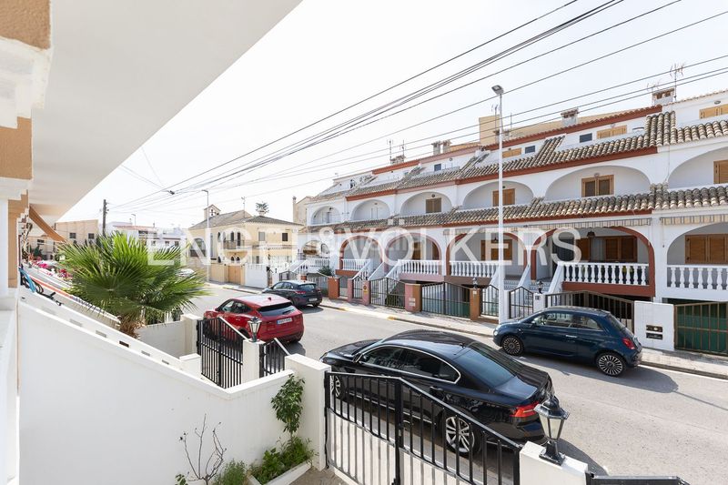 Foto ac0d6a0e-09e7-495f-b7a8-3941bed22518. Casa amb calefacció aparcament piscina a El Perelló Sueca