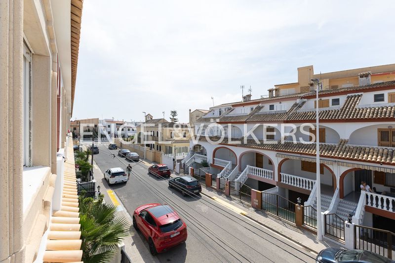 Foto f36d28b1-c320-446b-b27f-c4341e51c0f4. Casa amb calefacció aparcament piscina a El Perelló Sueca